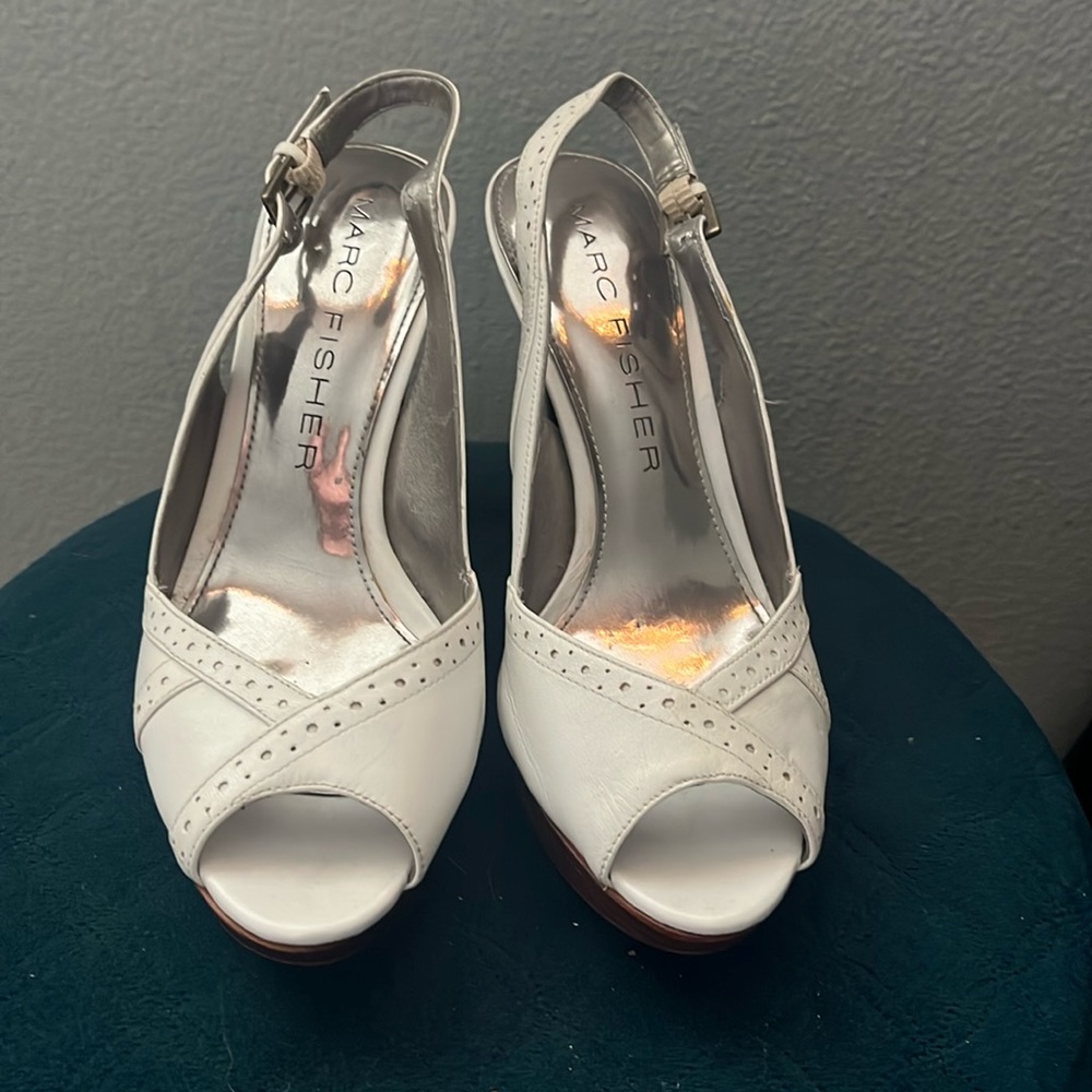 Marc Fisher Vendra white peep toe pump heels
